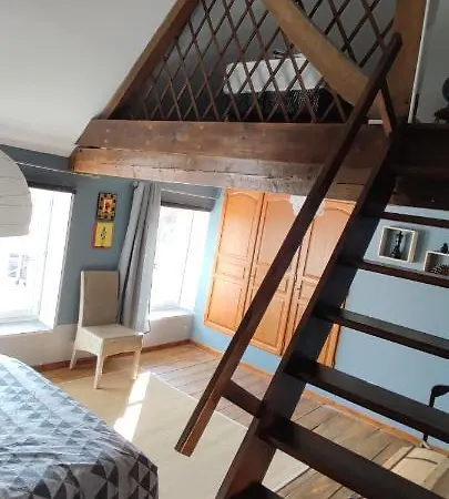 Vakantiehuis Maison De Au 91 *